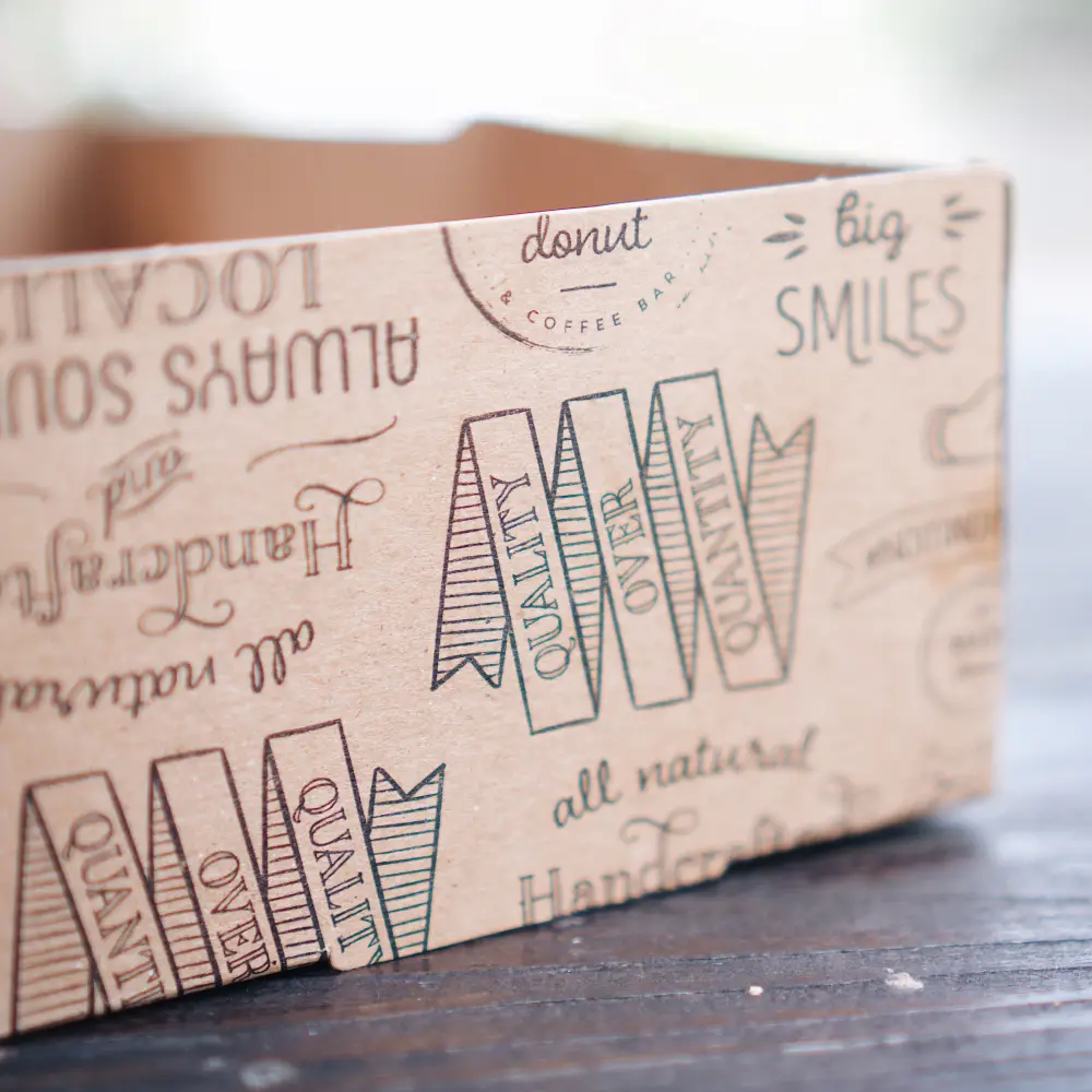 Cajas personalizadas y anónimas | Ricardo Arriaga